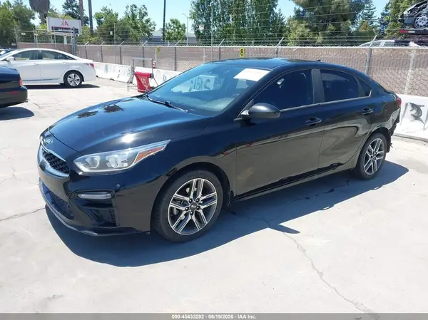 3KPF34AD4KE094761 2019 KIA FORTE - Image 2