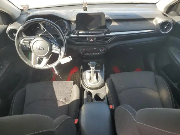 3KPF34AD4KE135857 2019 KIA FORTE - Image 8