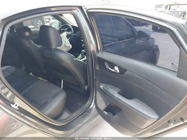 3KPF34AD4LE138744 2020 KIA FORTE - Image 8