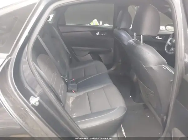 3KPF34AD4LE139277 2020 KIA FORTE - Image 8
