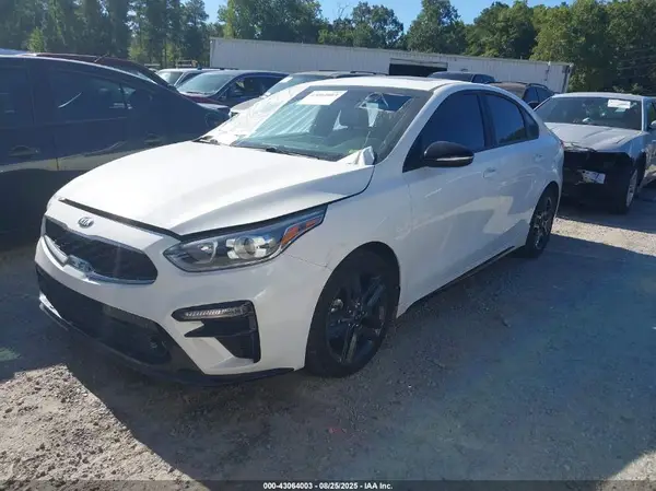 3KPF34AD4LE257281 2020 KIA FORTE - Image 2