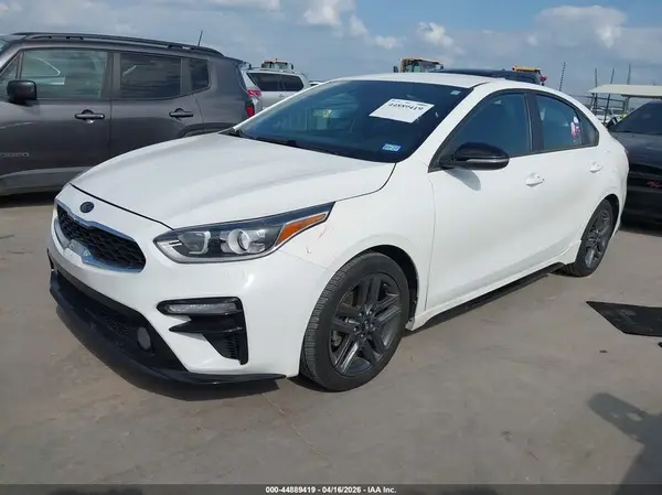 3KPF34AD4LE258088 2020 KIA FORTE - Image 2