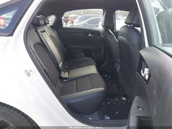 3KPF34AD4LE258088 2020 KIA FORTE - Image 8