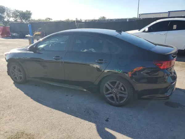 3KPF34AD4ME269464 2021 KIA FORTE - Image 2