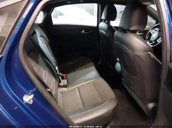 3KPF34AD4ME276155 2021 KIA FORTE - Image 8