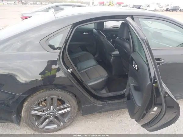 3KPF34AD4ME297698 2021 KIA FORTE - Image 8