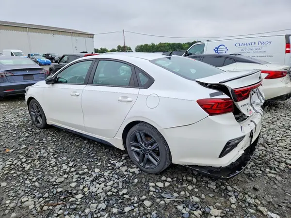 3KPF34AD4ME299774 2021 KIA FORTE - Image 2