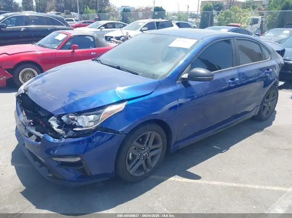 3KPF34AD4ME303712 2021 KIA FORTE - Image 2