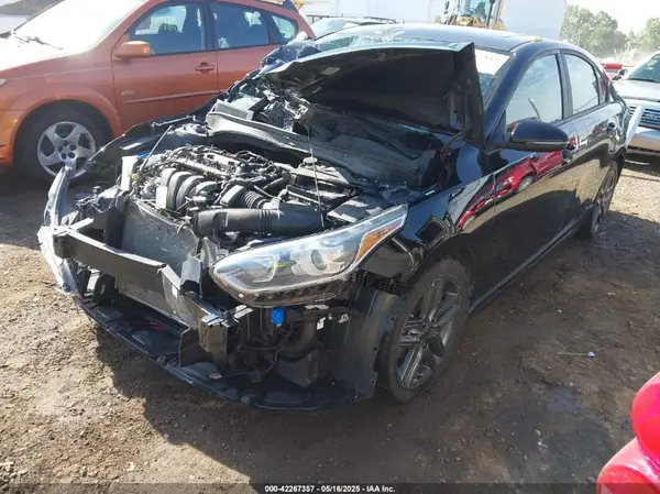 3KPF34AD4ME307615 2021 KIA FORTE - Image 2