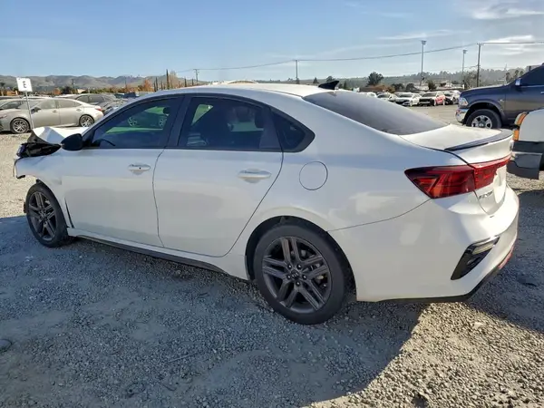 3KPF34AD4ME322504 2021 KIA FORTE - Image 2