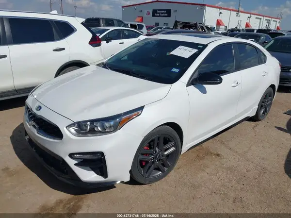3KPF34AD4ME326942 2021 KIA FORTE - Image 2