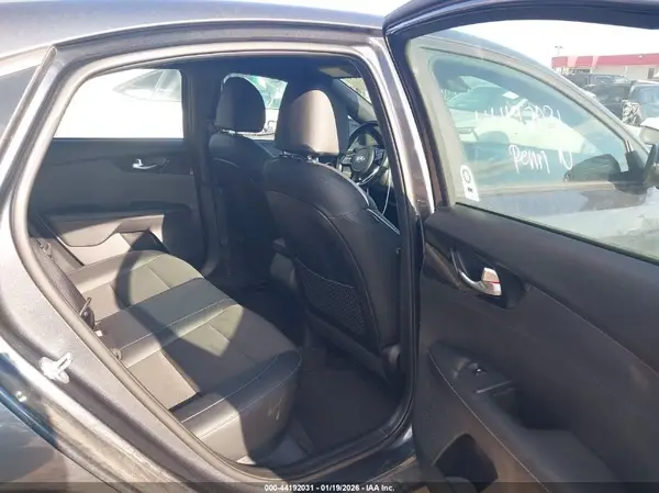 3KPF34AD4ME327802 2021 KIA FORTE - Image 8