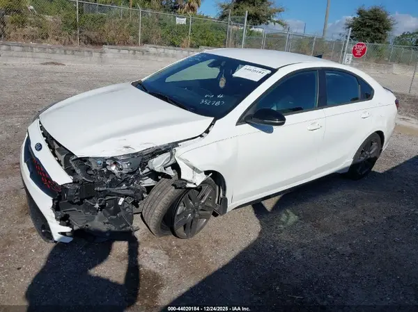 3KPF34AD4ME332787 2021 KIA FORTE - Image 2