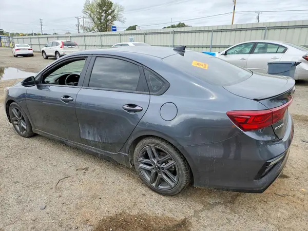 3KPF34AD4ME385327 2021 KIA FORTE - Image 2