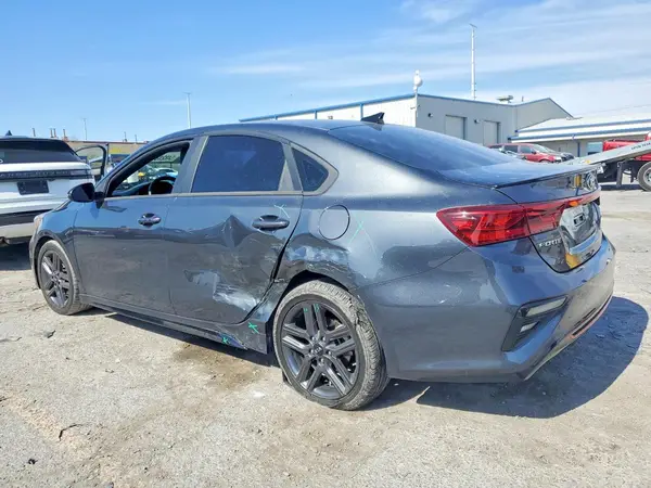 3KPF34AD4ME385926 2021 KIA FORTE - Image 2