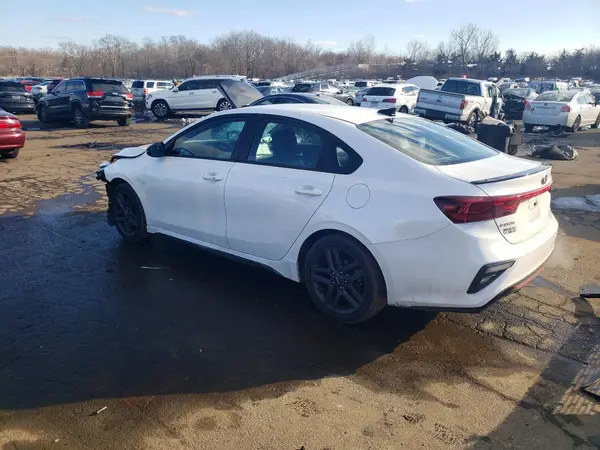 3KPF34AD4ME392259 2021 KIA FORTE - Image 2