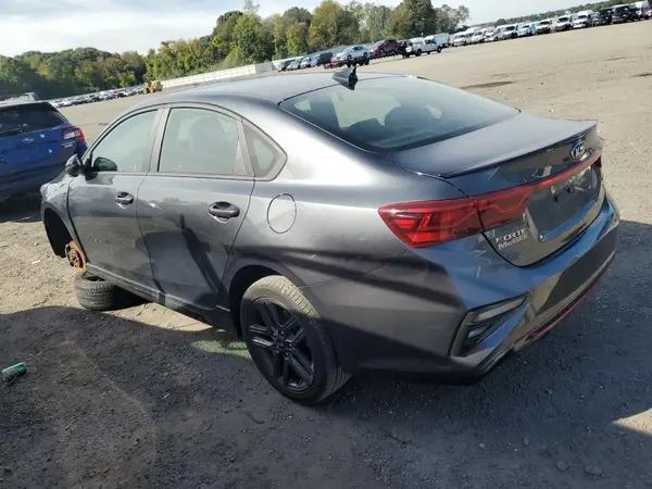 3KPF34AD4ME407746 2021 KIA FORTE - Image 2