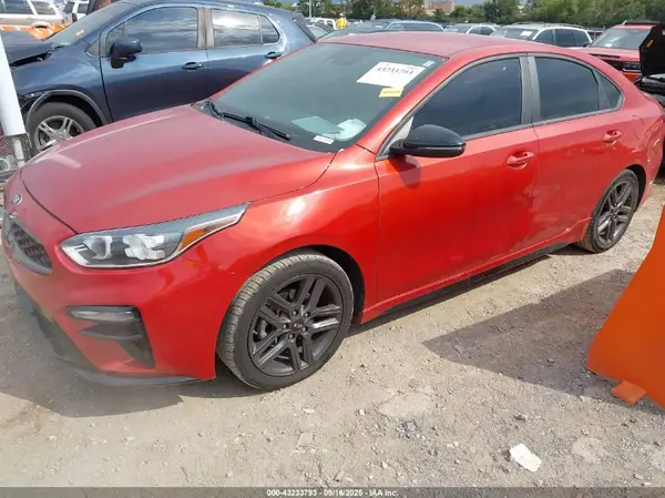 3KPF34AD4ME412591 2021 KIA FORTE - Image 2