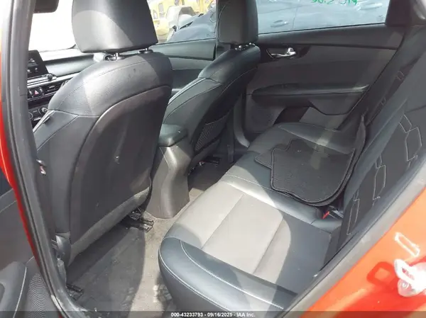 3KPF34AD4ME412591 2021 KIA FORTE - Image 8