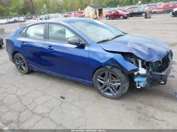 3KPF34AD4ME423784 2021 KIA FORTE - Image 1
