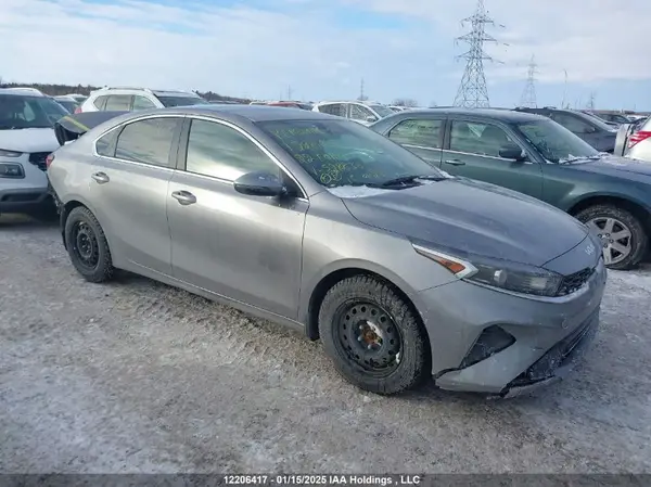 3KPF34AD4NE528830 2022 KIA FORTE - Image 1