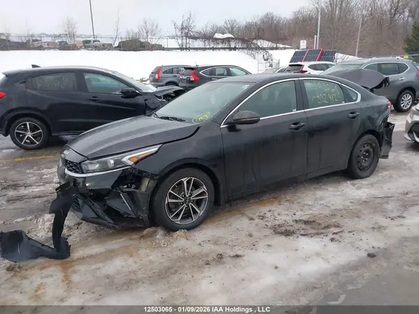 3KPF34AD4NE532912 2022 KIA FORTE - Image 2