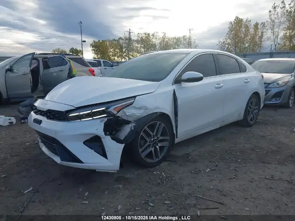 3KPF34AD4PE621348 2023 KIA FORTE - Image 2