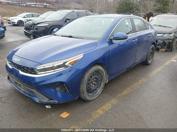 3KPF34AD4PE672381 2023 KIA FORTE - Image 2