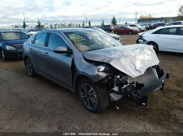 3KPF34AD4PE690394 2023 KIA FORTE - Image 1
