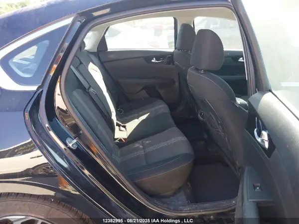 3KPF34AD4PE710787 2023 KIA FORTE - Image 8