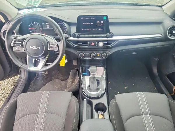3KPF34AD4RE747745 2024 KIA FORTE - Image 8