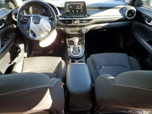3KPF34AD5KE015050 2019 KIA FORTE - Image 8