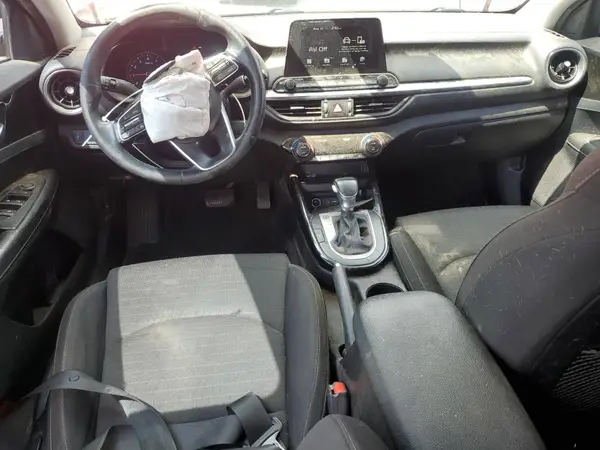 3KPF34AD5KE015534 2019 KIA FORTE - Image 8
