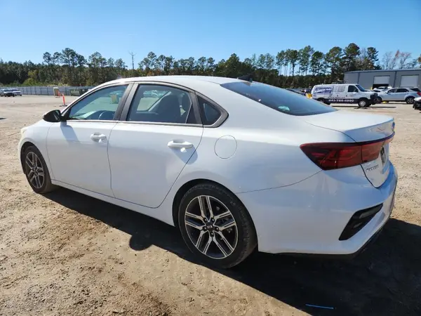 3KPF34AD5KE020877 2019 KIA FORTE - Image 2
