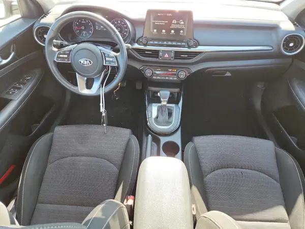 3KPF34AD5KE020877 2019 KIA FORTE - Image 8