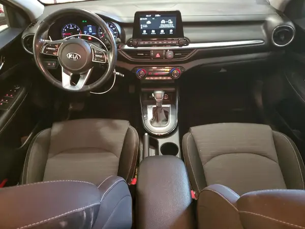 3KPF34AD5KE021818 2019 KIA FORTE - Image 8