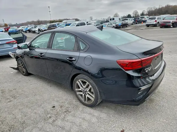 3KPF34AD5KE025853 2019 KIA FORTE - Image 2