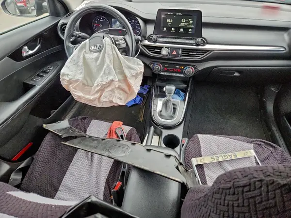 3KPF34AD5KE025853 2019 KIA FORTE - Image 8