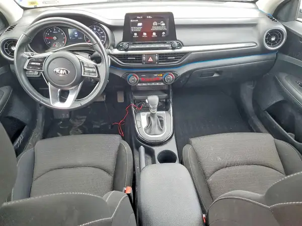 3KPF34AD5KE026128 2019 KIA FORTE - Image 8