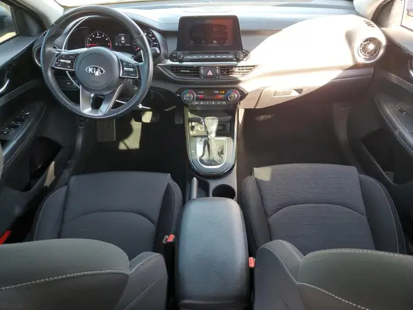 3KPF34AD5KE042233 2019 KIA FORTE - Image 8