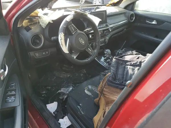 3KPF34AD5KE050591 2019 KIA FORTE - Image 8