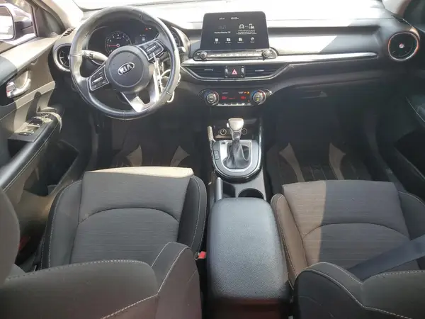 3KPF34AD5KE074759 2019 KIA FORTE - Image 8