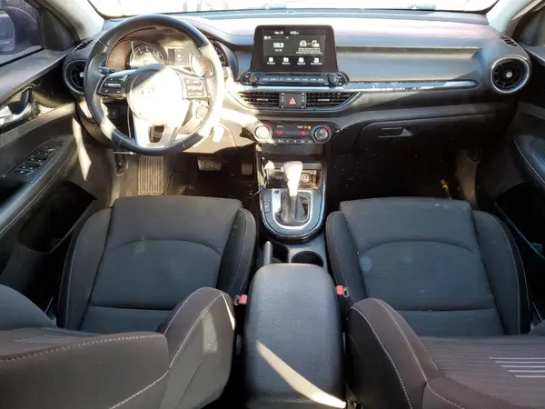 3KPF34AD5KE075782 2019 KIA FORTE - Image 8