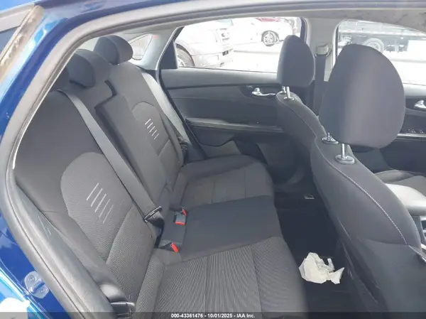3KPF34AD5KE119523 2019 KIA FORTE - Image 8