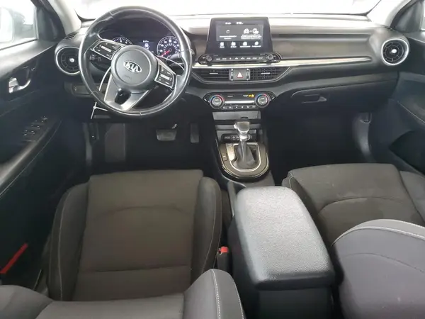 3KPF34AD5KE124253 2019 KIA FORTE - Image 8