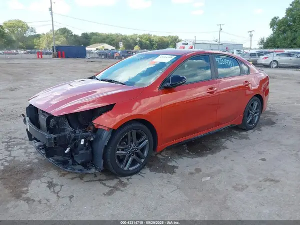 3KPF34AD5LE137649 2020 KIA FORTE - Image 2