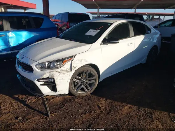 3KPF34AD5LE219641 2020 KIA FORTE - Image 2