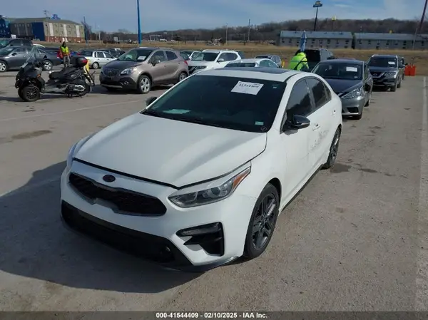 3KPF34AD5LE244359 2020 KIA FORTE - Image 2