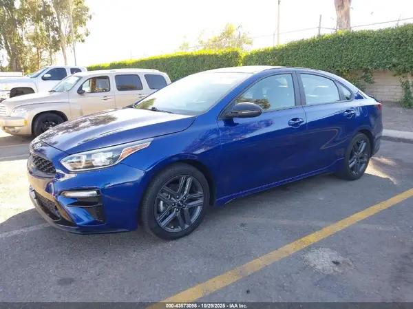 3KPF34AD5ME274396 2021 KIA FORTE - Image 2