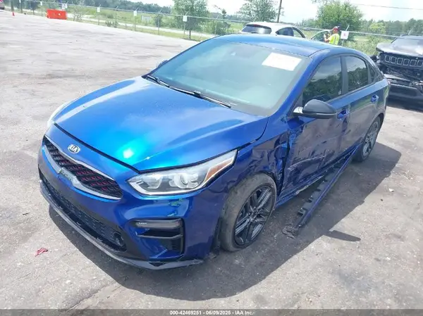 3KPF34AD5ME280232 2021 KIA FORTE - Image 2